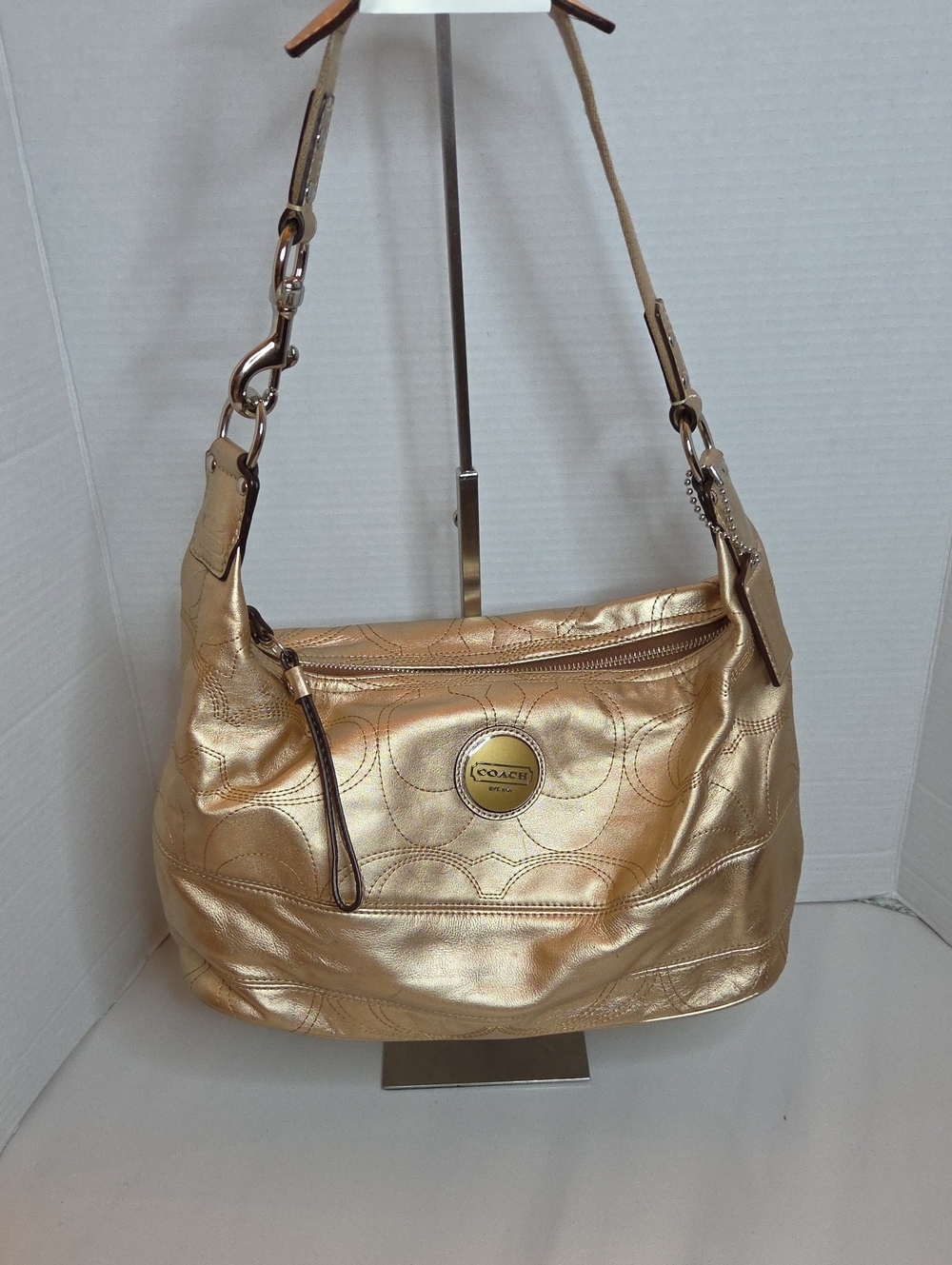 Coach Signature Stitch Gold Metallic Leather Hobo Shoulder Bag - Style F18882